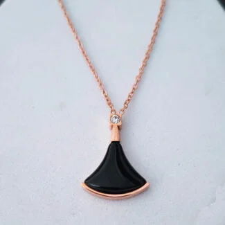 Shell Charm Necklace Gift - Black