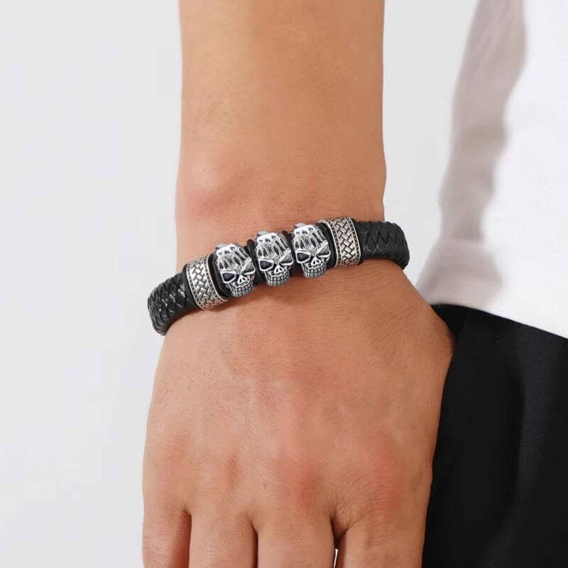 Men's Skull Head Leather Wristband Gift